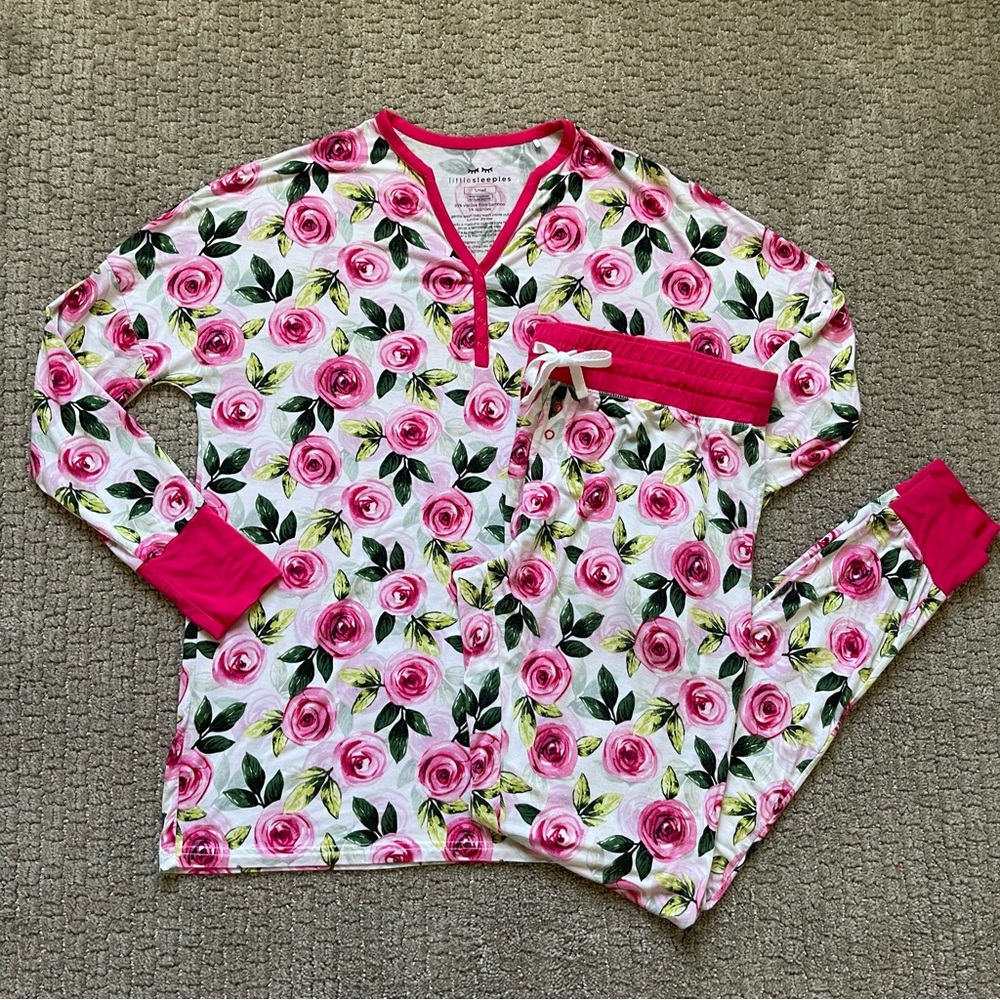 Little Sleepies Womens Pajama Set sz Small Roses Pink Breastfeeding Friendly - Picture 2 of 16